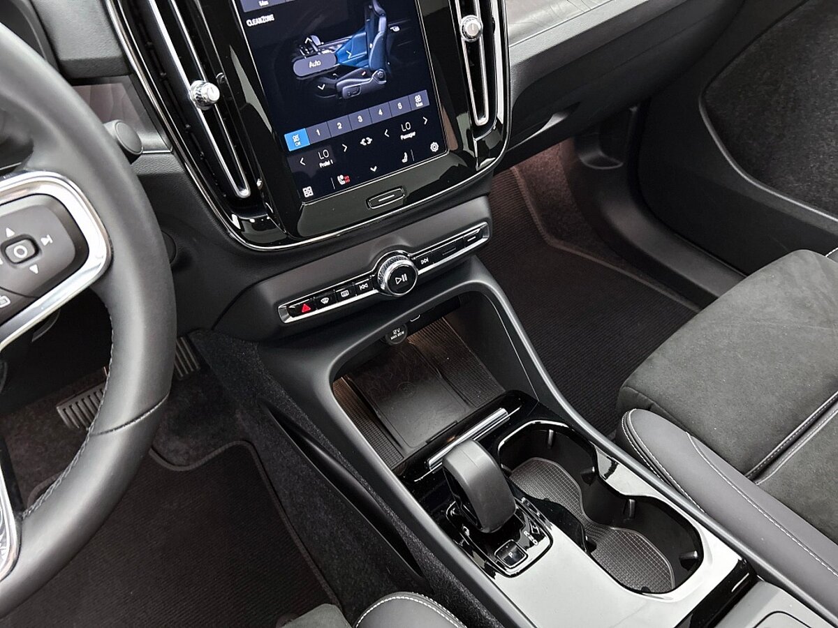 47457994 volvo c40 recharge ultimate 69 kwh panoramadak elektrische achterklep 46