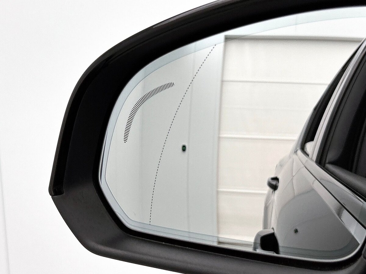 48326321 volvo xc40 1 5 t5 r design 7 01