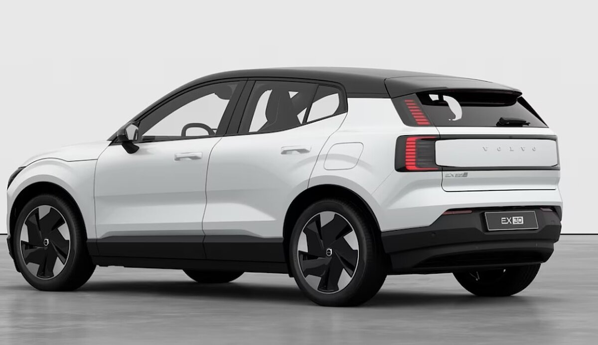 48676960 volvo ex30 plus extended range 2