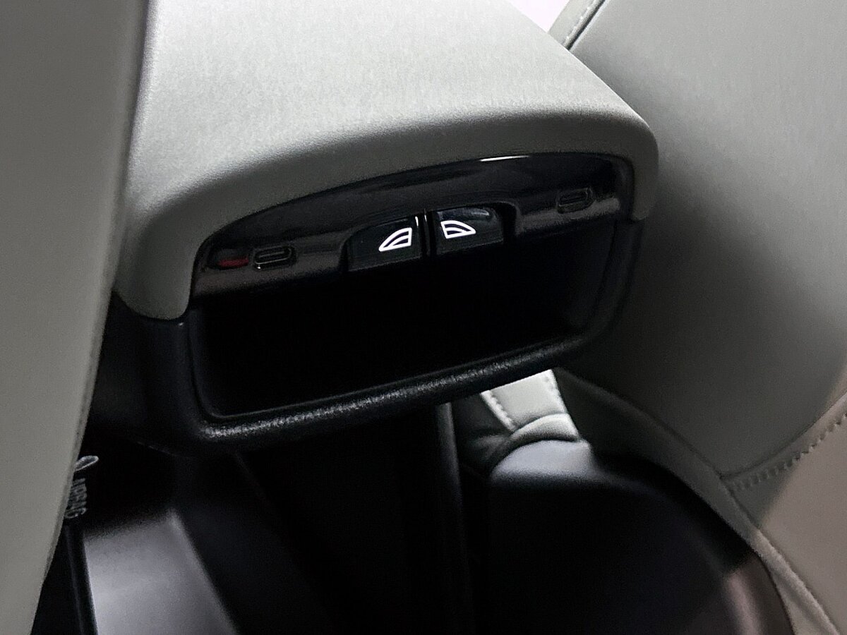 48960844 volvo ex30 extended plus 69 kwh trekhaak climate pack 61