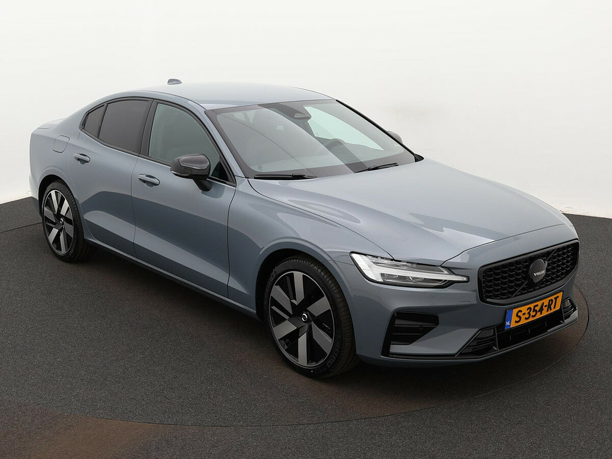 34316478 volvo s60 2 0 b3 plus dark sportstoelen parkeercamera achter 7 11