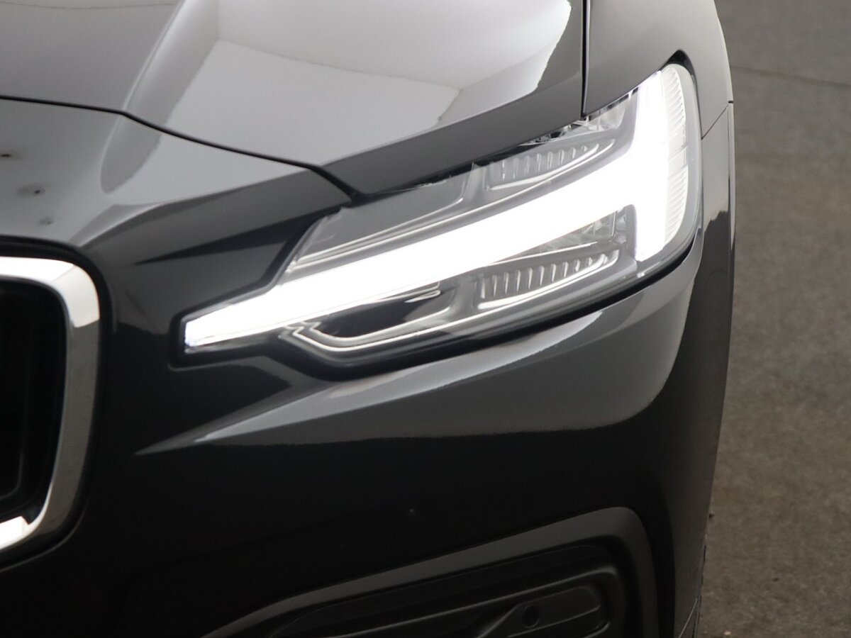 34990408 volvo v60 2 0 b4 momentum business trekhaak camera leder ee982b