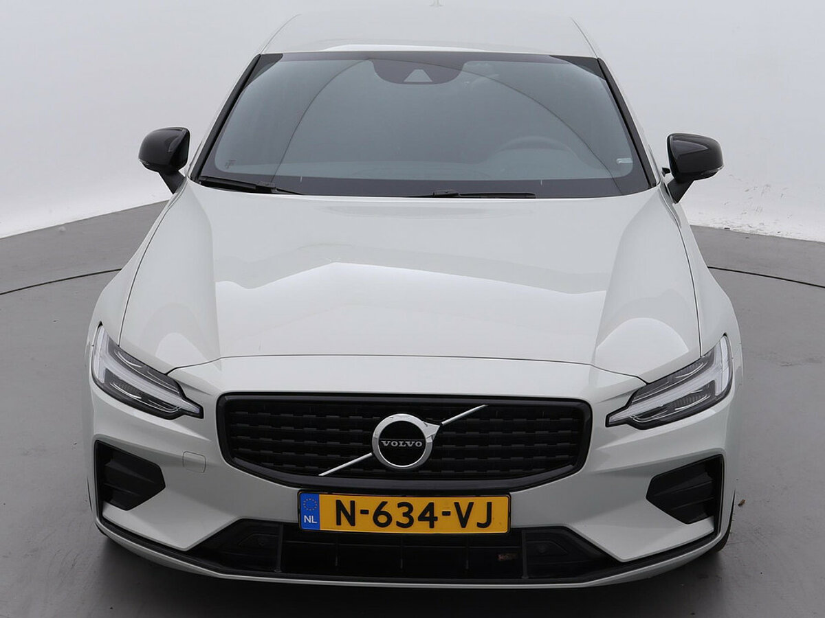 36162684 volvo s60 2 0 b3 r design 9 05