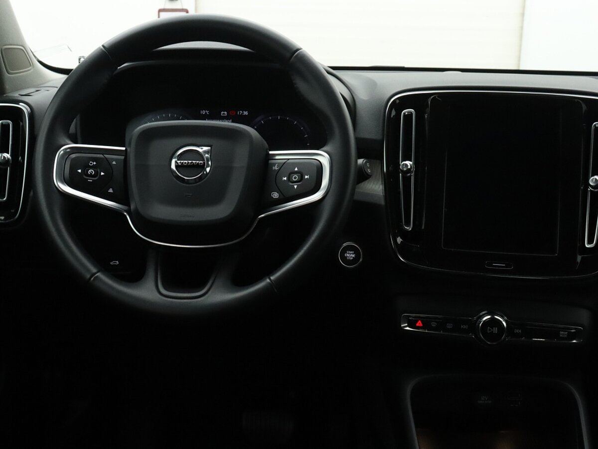 43721817 volvo xc40 t3 geartronic inscription adaptive cruise 7 05
