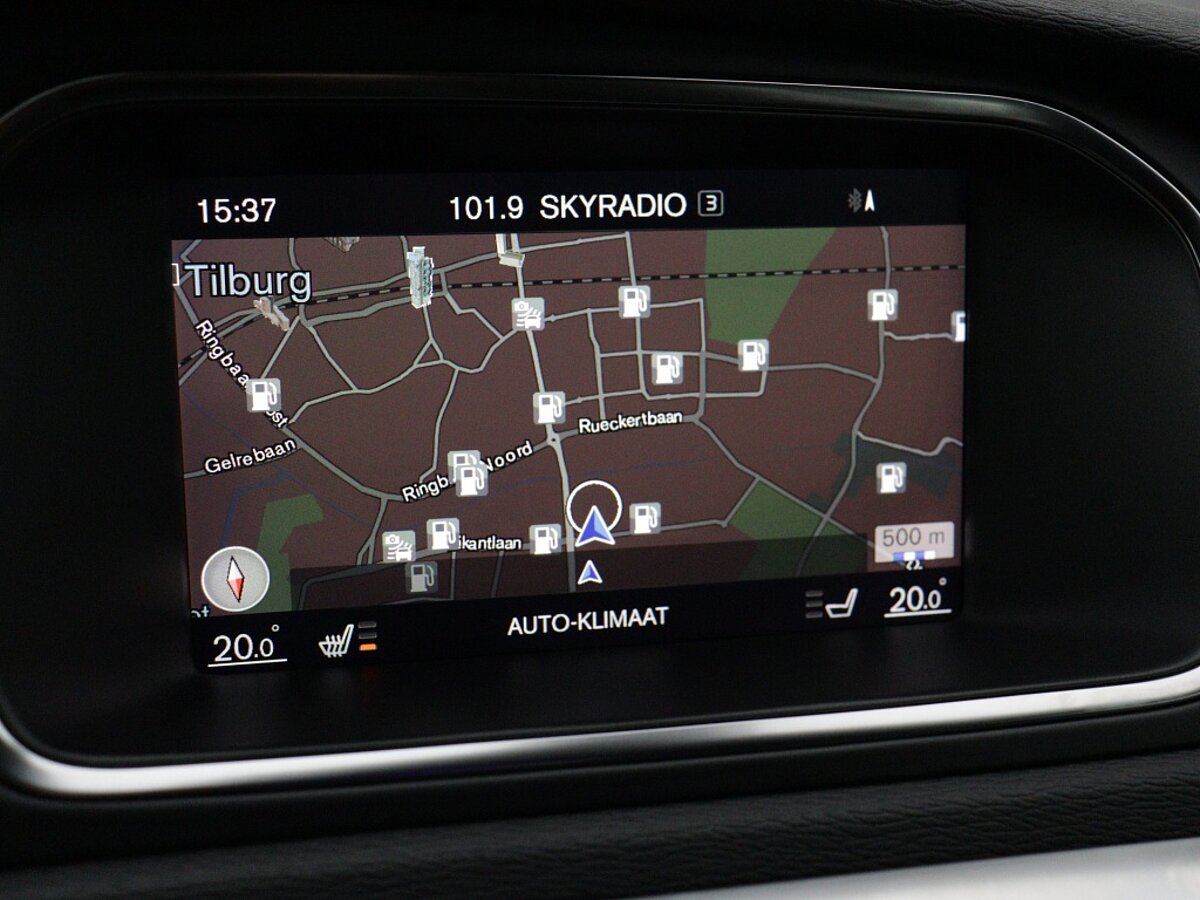 44623939 volvo v40 2 0 d3 edition 78