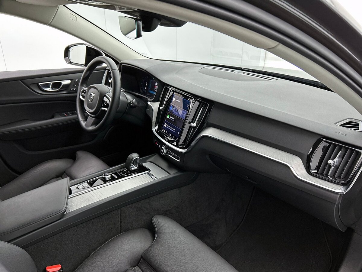 45734638 volvo v60 b4 plus dark 19 lm panoramadak 92