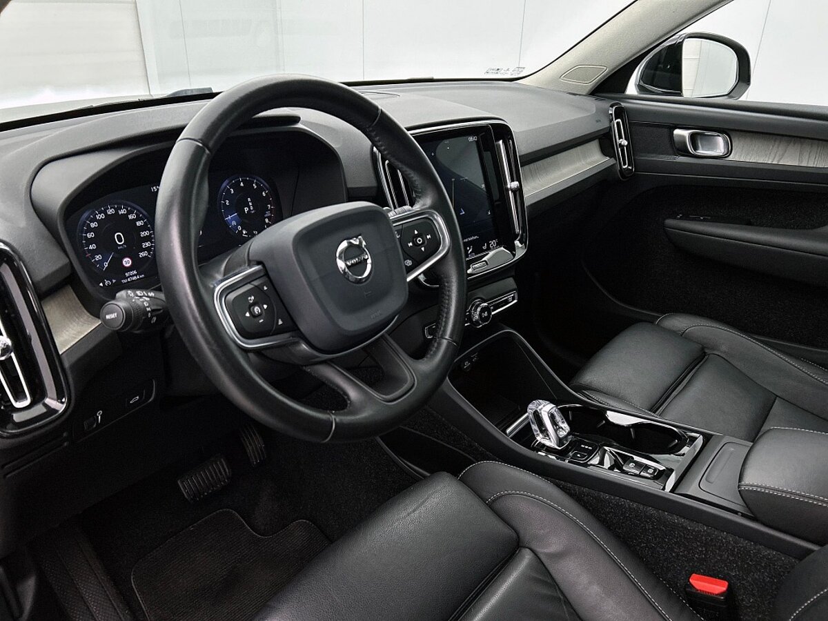 47908783 volvo xc40 1 5 t3 inscription panorama dak leder 18 lichtmetaal 43