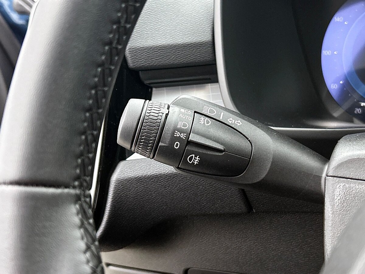 48947583 volvo xc40 2 0 b4 plus dark trekhaak harman kardon 03