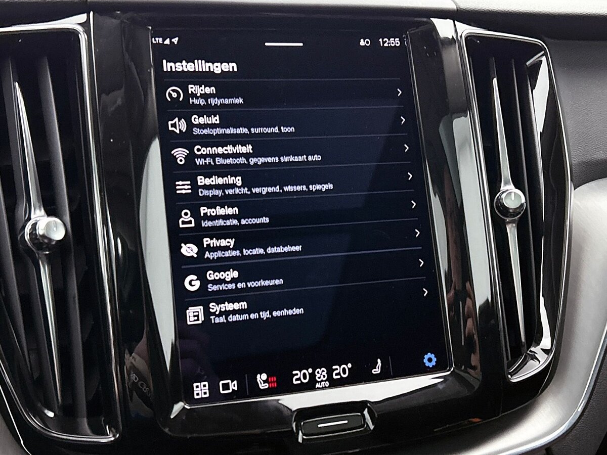 49424857 volvo xc60 2 0 t6 plug in hybrid awd inscription 09