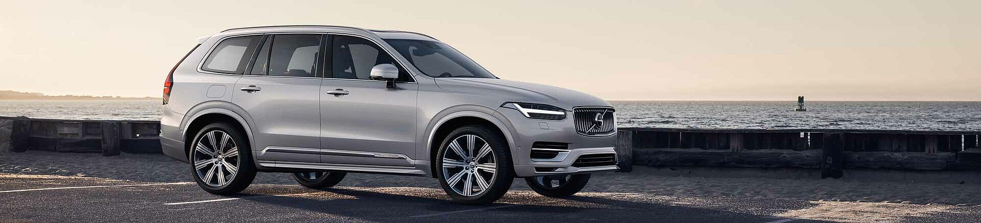 Volvo XC90 model van roosmalen banner