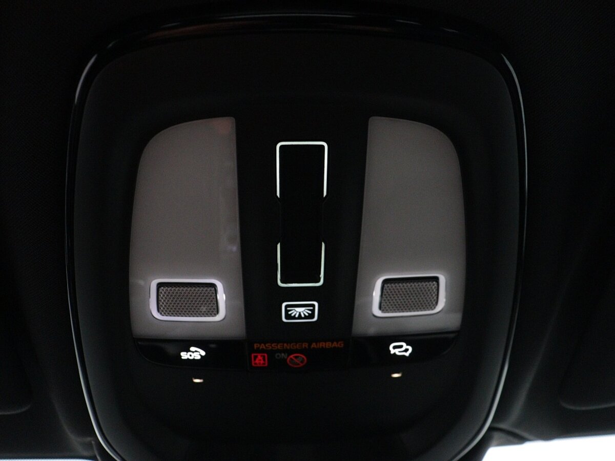 42420857 volvo v60 2 0 b3 plus dark panoramadak harman kardon trekhaak 360 e497ce