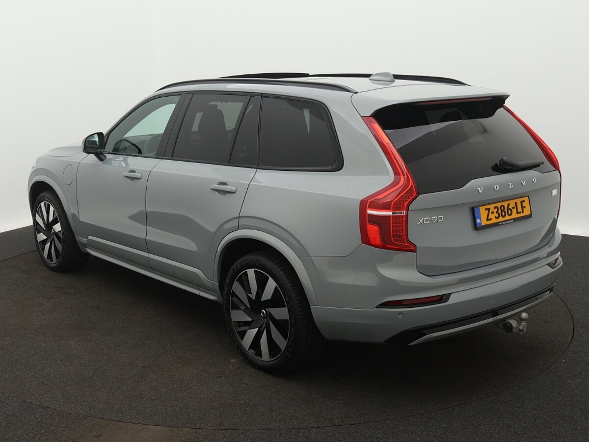 43721911 volvo xc90 2 0 t8 recharge awd ultimate dark 3 03