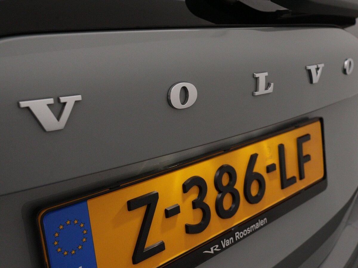 43721911 volvo xc90 2 0 t8 recharge awd ultimate dark f0f81a