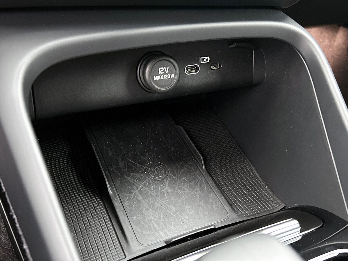 47861531 volvo xc40 extended plus trekhaak pilot assist climate pack 39