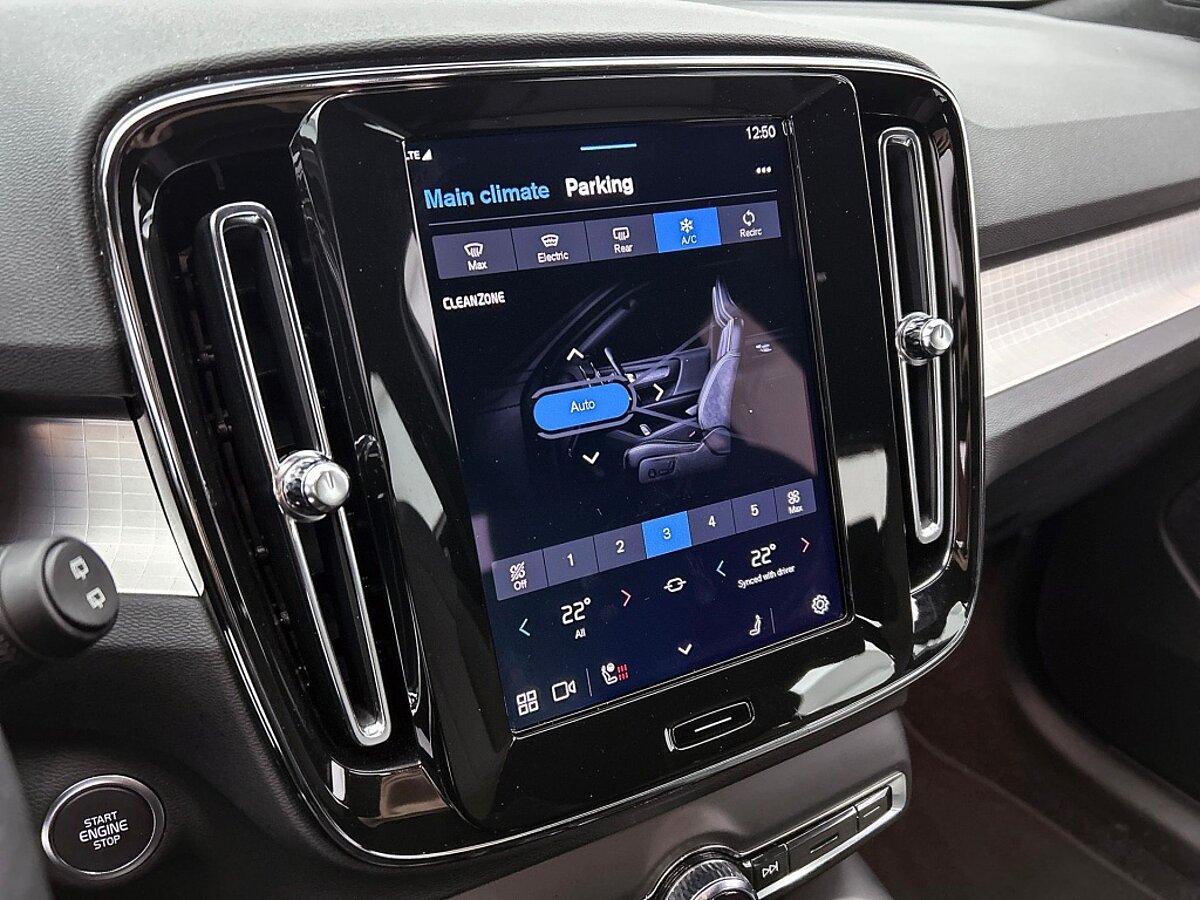 47965582 volvo xc40 2 0 b4 plus dark trekhaak harman kardon 19