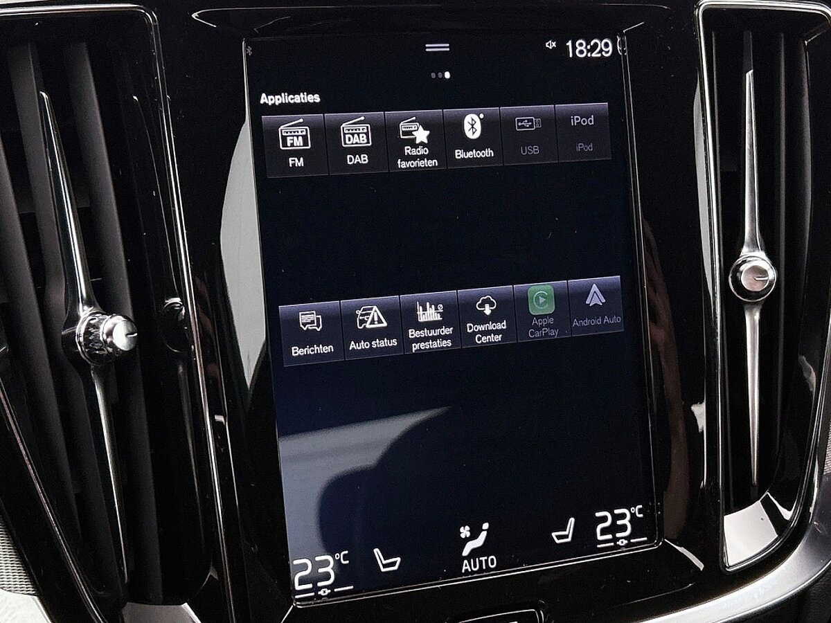 48797576 volvo s60 t6 r design pilot assist memory blis camera dab 21