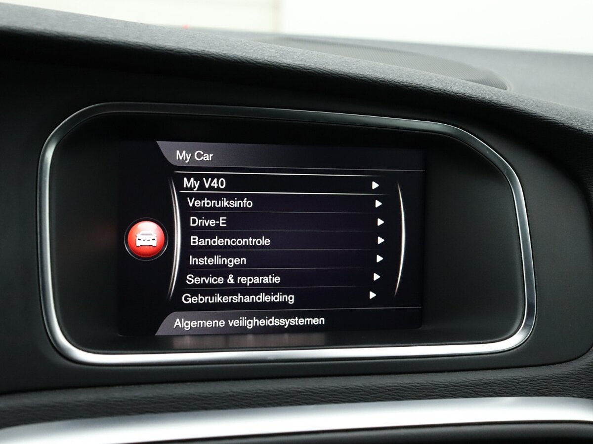 36012027 volvo v40 1 5 t3 polar sport 99