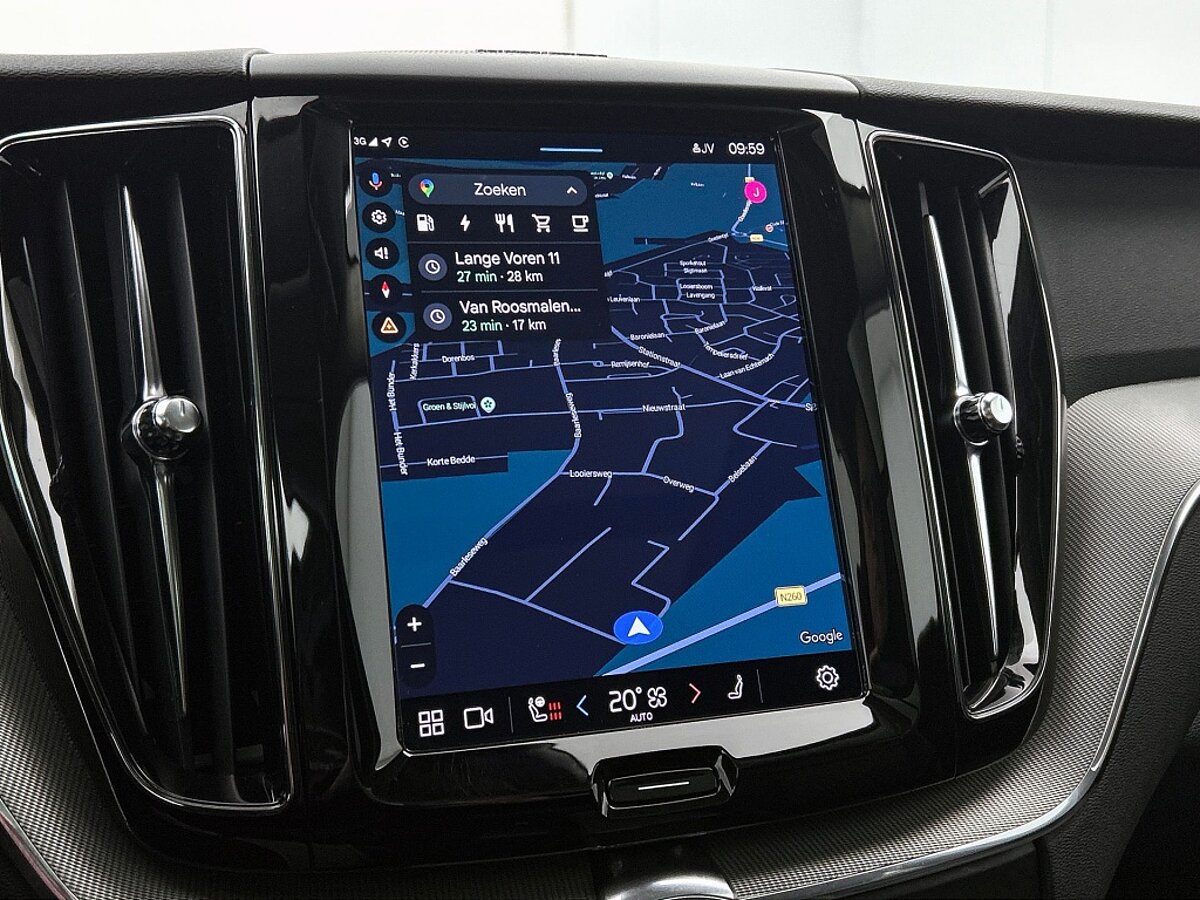 43680818 volvo xc60 2 0 t8 awd plus dark harman kardon panoramadak 21 lm velg 7 01