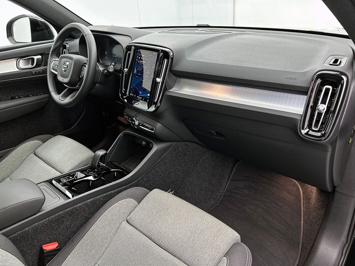 47270753 volvo xc40 2 0 b4 plus dark automaat trekhaak harman kardon 24