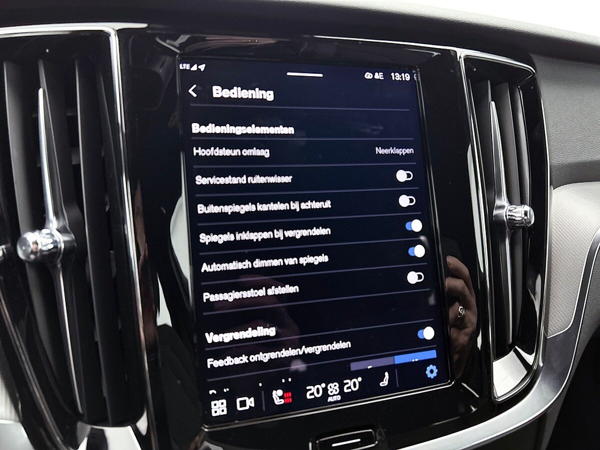 47633975 volvo v60 2 0 t6 plus dark trekhaak sport leder 360 blis pilot 06