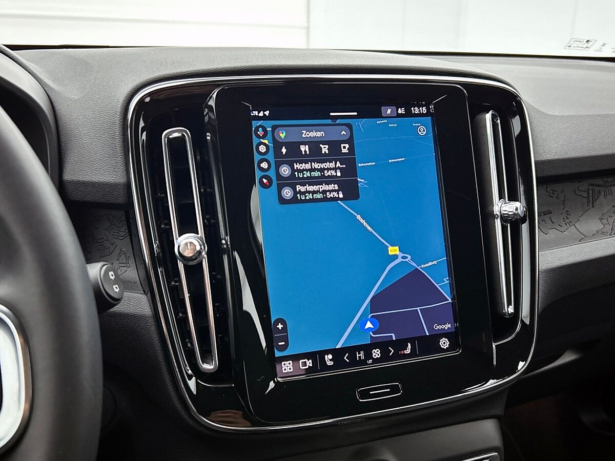 47908784 volvo xc40 extended plus 82 kwh trekhaak camera 19 lichtmetalen vel 7 01