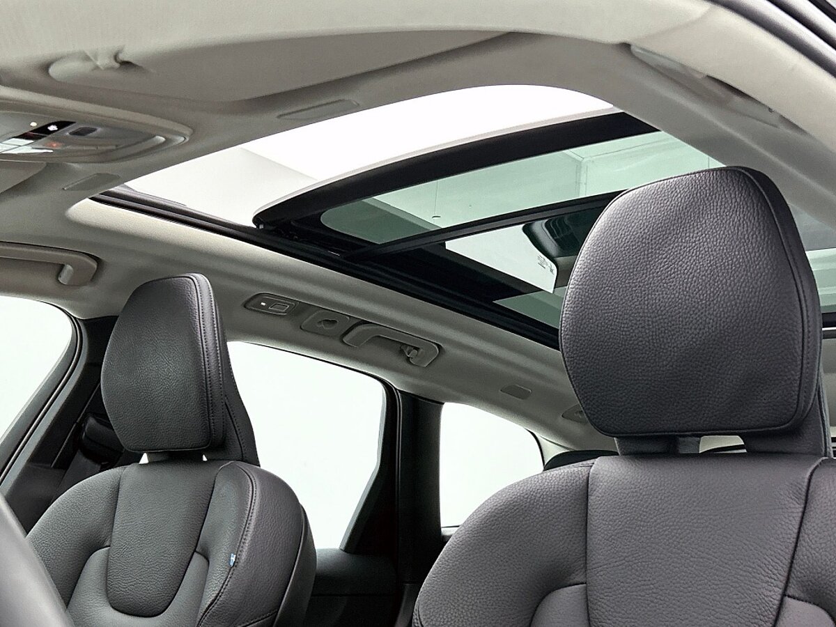 48074455 volvo xc60 2 0 t6 awd plus dark trekhaak leder panorama dak 656cb1