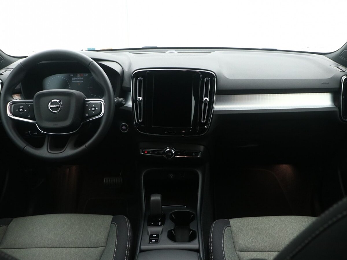 44244905 volvo xc40 1 5 t4 recharge inscription expression 68