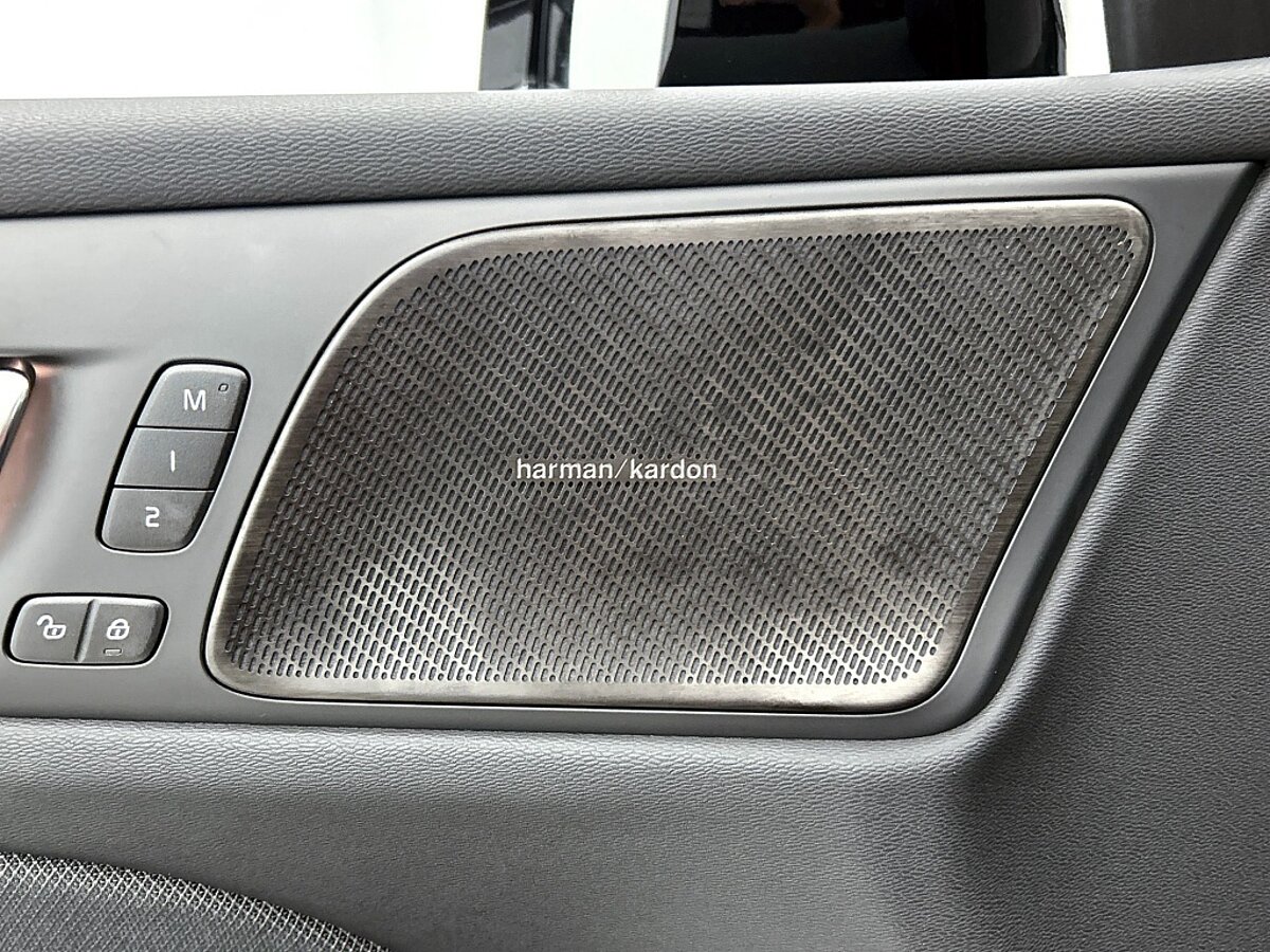 47513318 volvo v60 2 0 t6 awd plus dark trekhaak 360a camera harman kardon 18