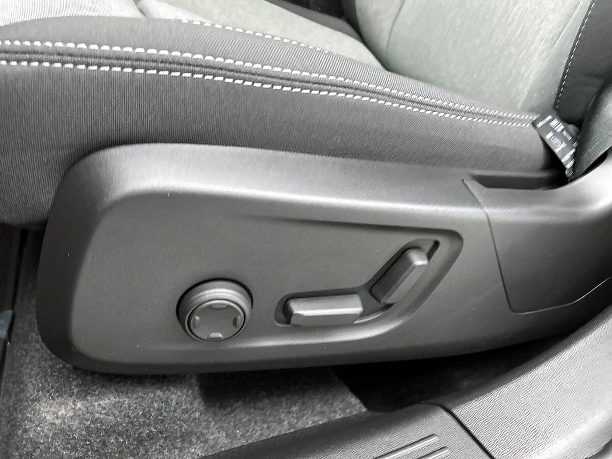 47861532 volvo xc40 2 0 b4 dark memory seats climate pack trekhaak 53