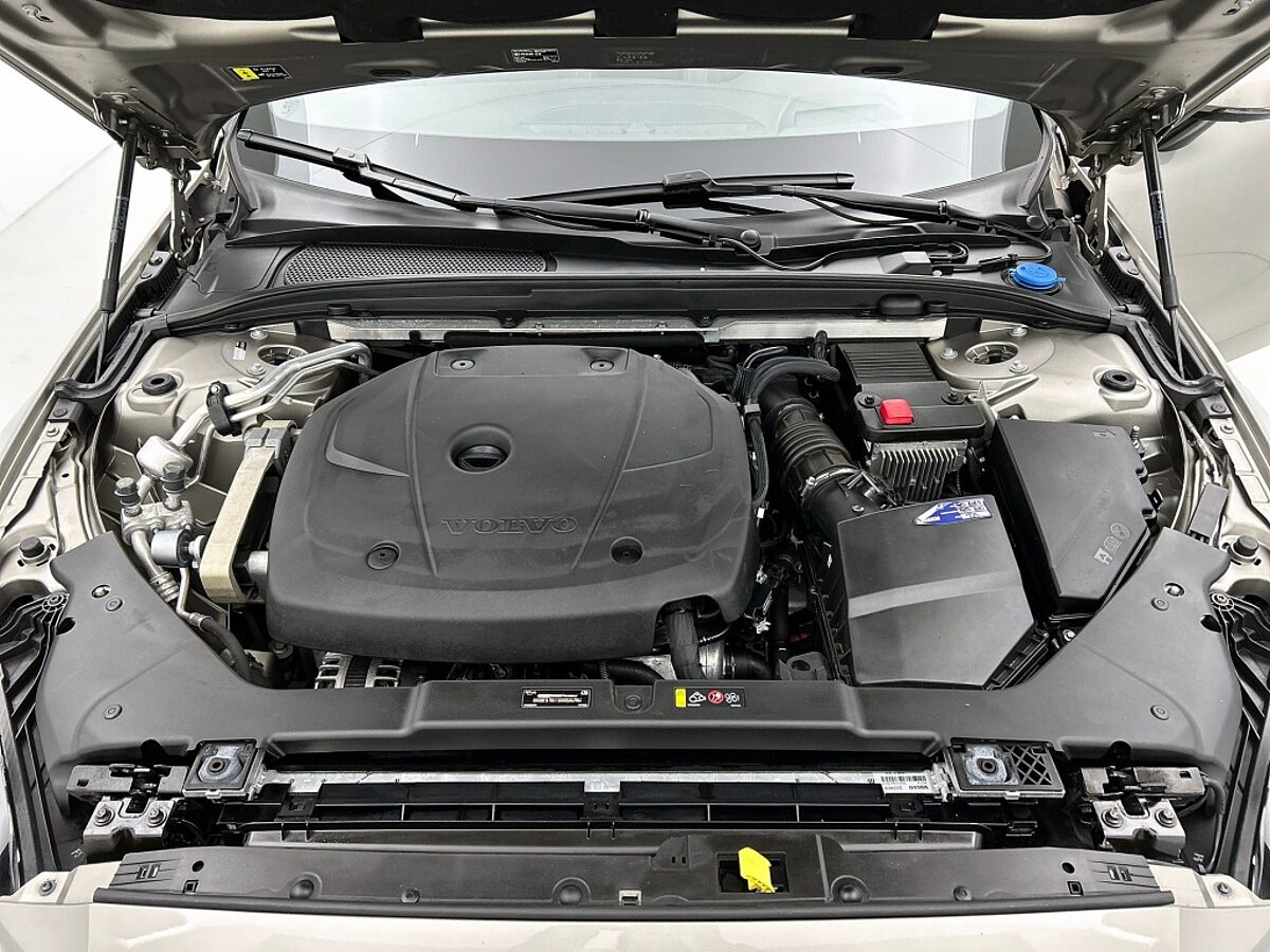 48741197 volvo v60 t6 awd 20 inch pano stoelventilatie 360 styling kit 74