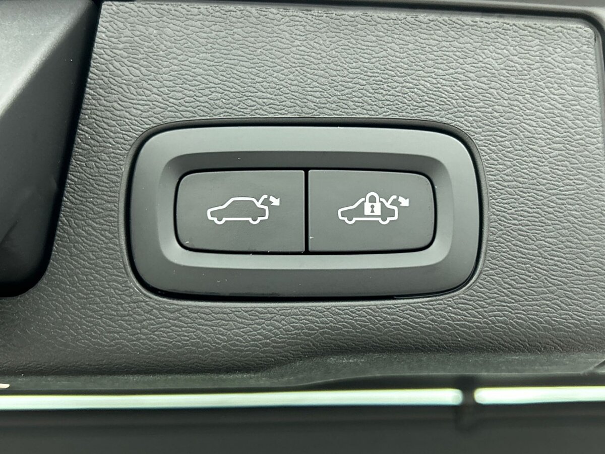 48455626 volvo xc60 2 0 t6 bright pano long range memory seats climate pack c1dd46