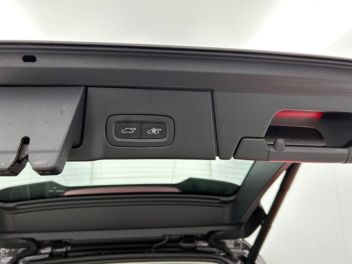 49484329 volvo v90 2 0 t6 awd ultimate bright panorama dak trekhaak leder 63