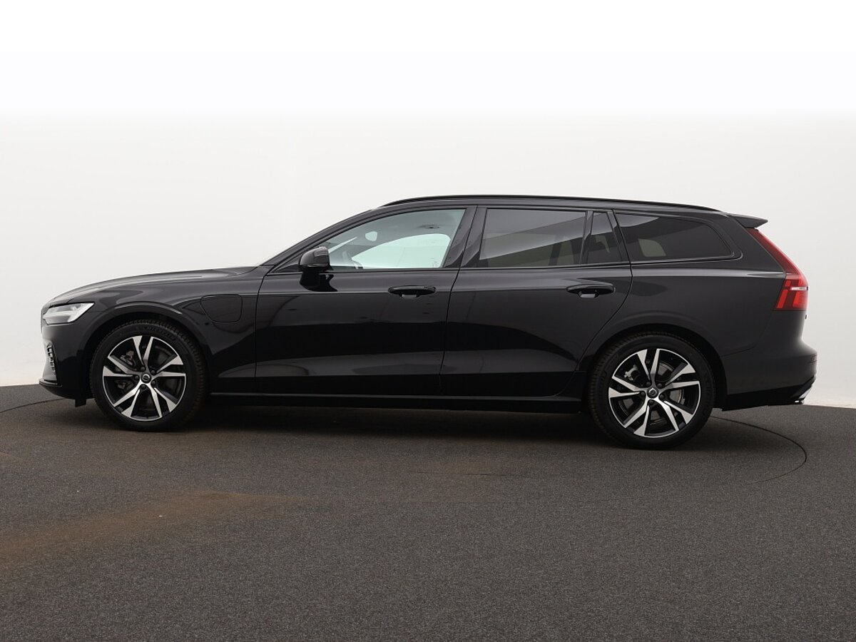 35014607 volvo v60 2 0 t6 recharge awd r design 2 01