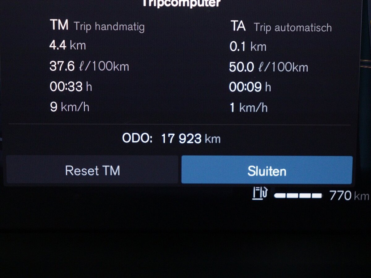43852732 volvo v60 2 0 b4 plus dark trekhaak panoramadak 98