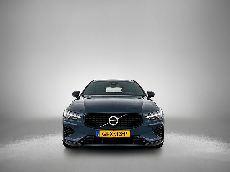 45850012 volvo v60 2 0 t6 awd plus dark pano dak trekhaak 6 09