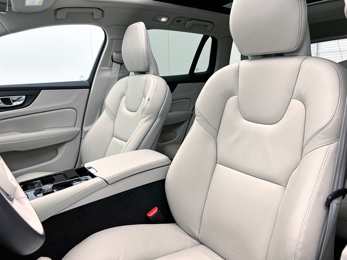 45912620 volvo v60 2 0 t6 awd ultimate bright 360a camera trekhaak panoramada a3358f