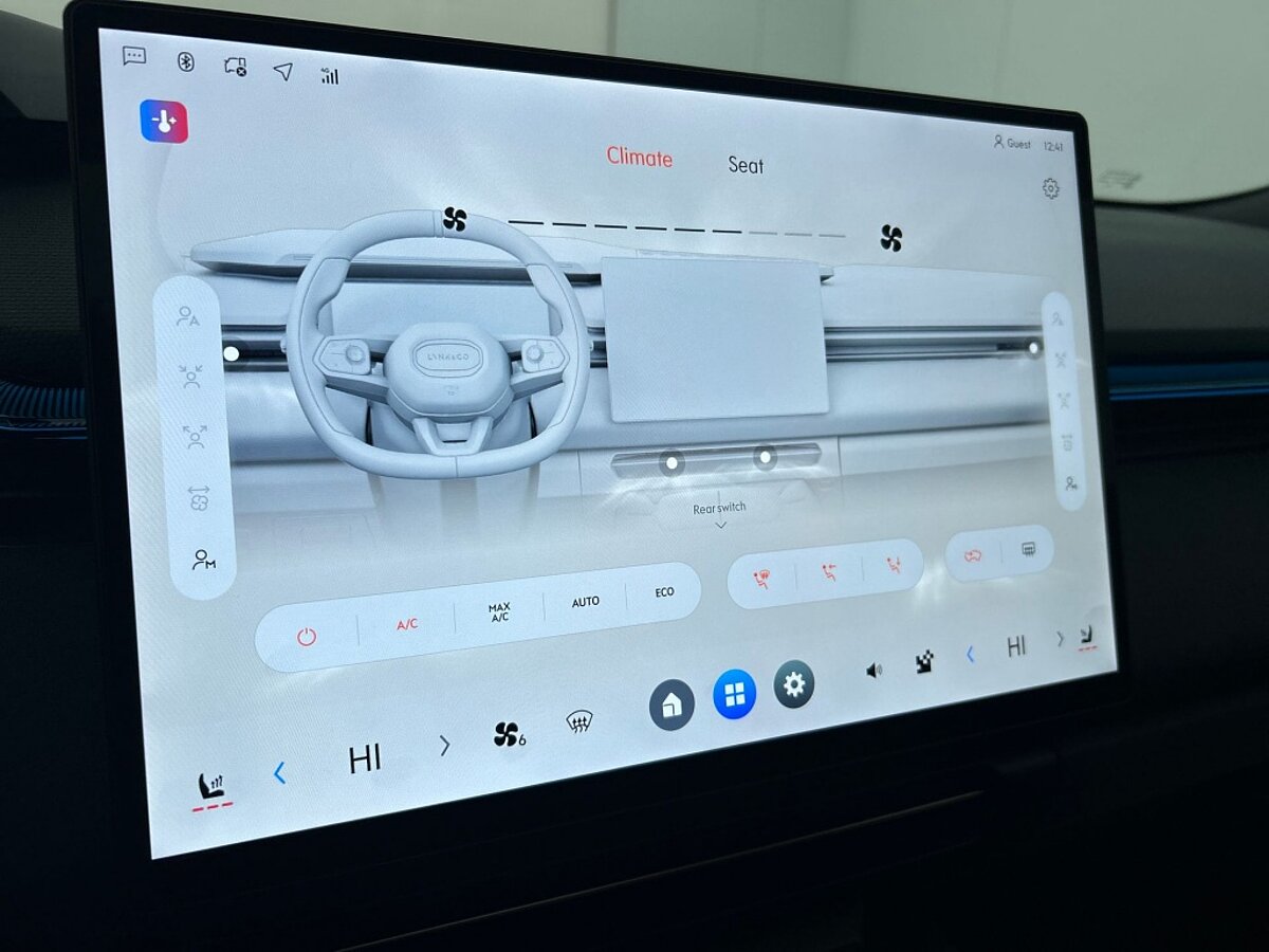 46691496 lynk co 08 more 345 pk 200km phev full option dealer demo 25