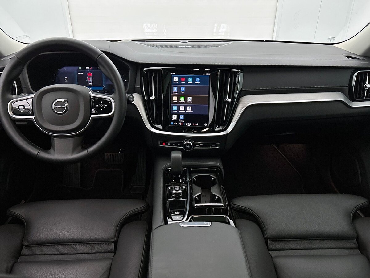 49250153 volvo v60 2 0 t8 awd ultra dark trekhaak panorama dak leder 61