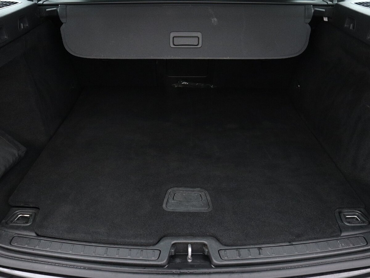 38427279 volvo v60 2 0 t4 momentum pro climate pack 68