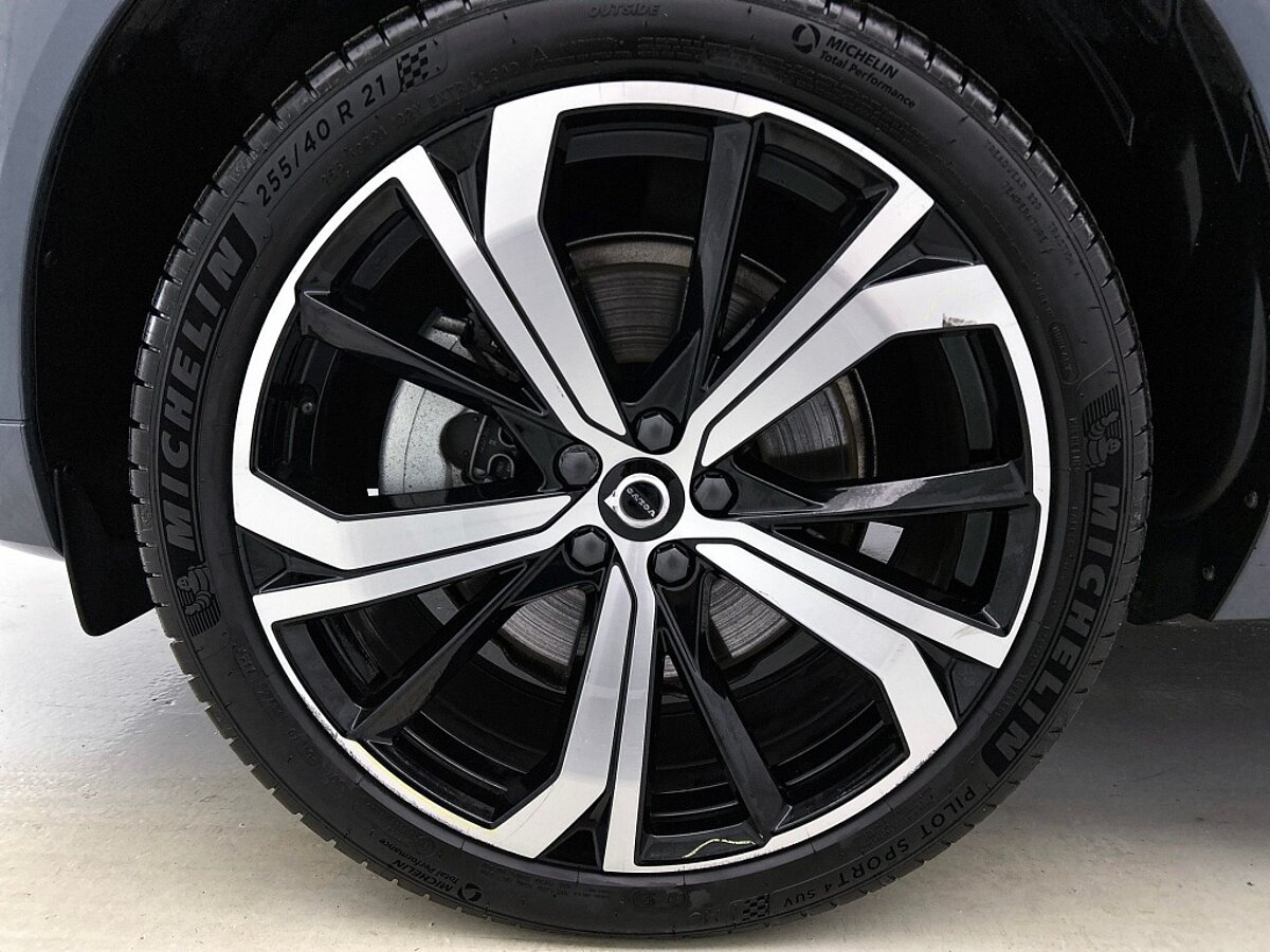 46205191 volvo xc60 2 0 t8 awd ultimate dark 44