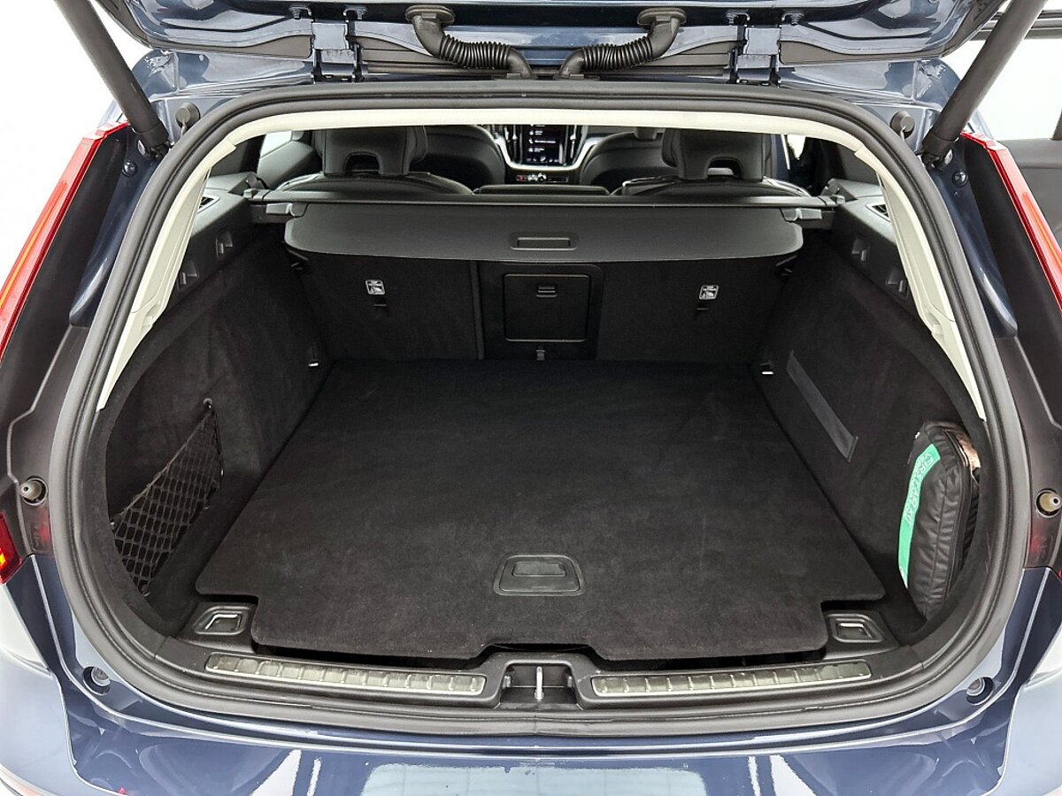 46664850 volvo v60 2 0 t5 momentum 60