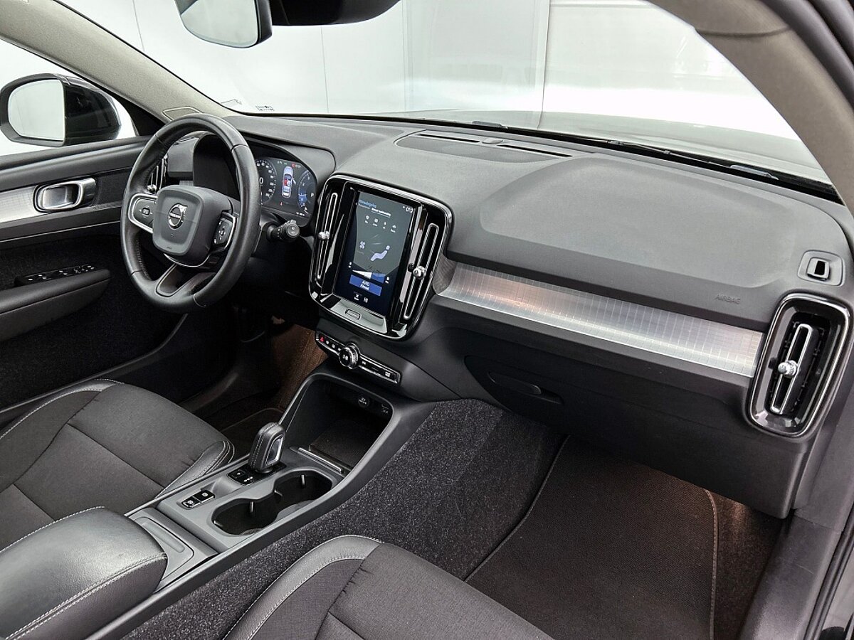 46742333 volvo xc40 1 5 t3 momentum pro 94