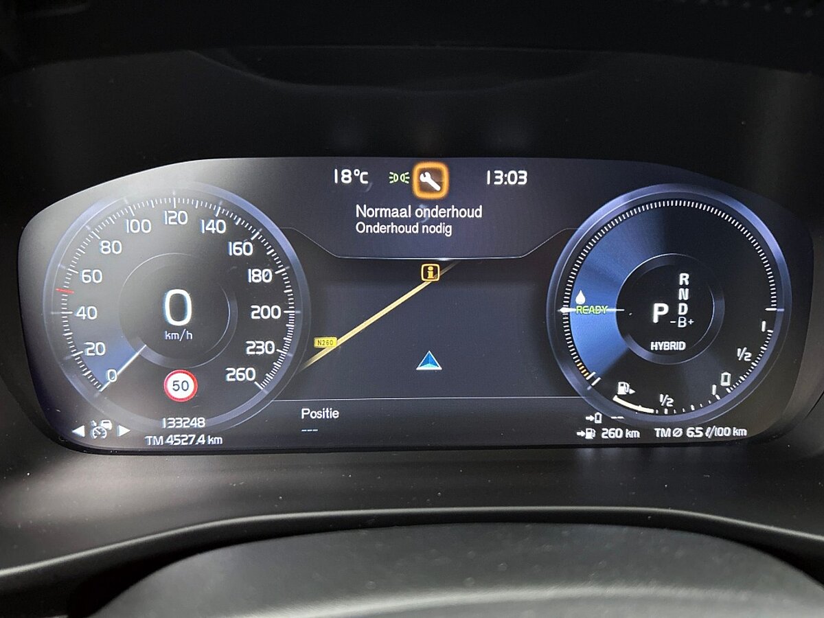 48326321 volvo xc40 1 5 t5 r design 03