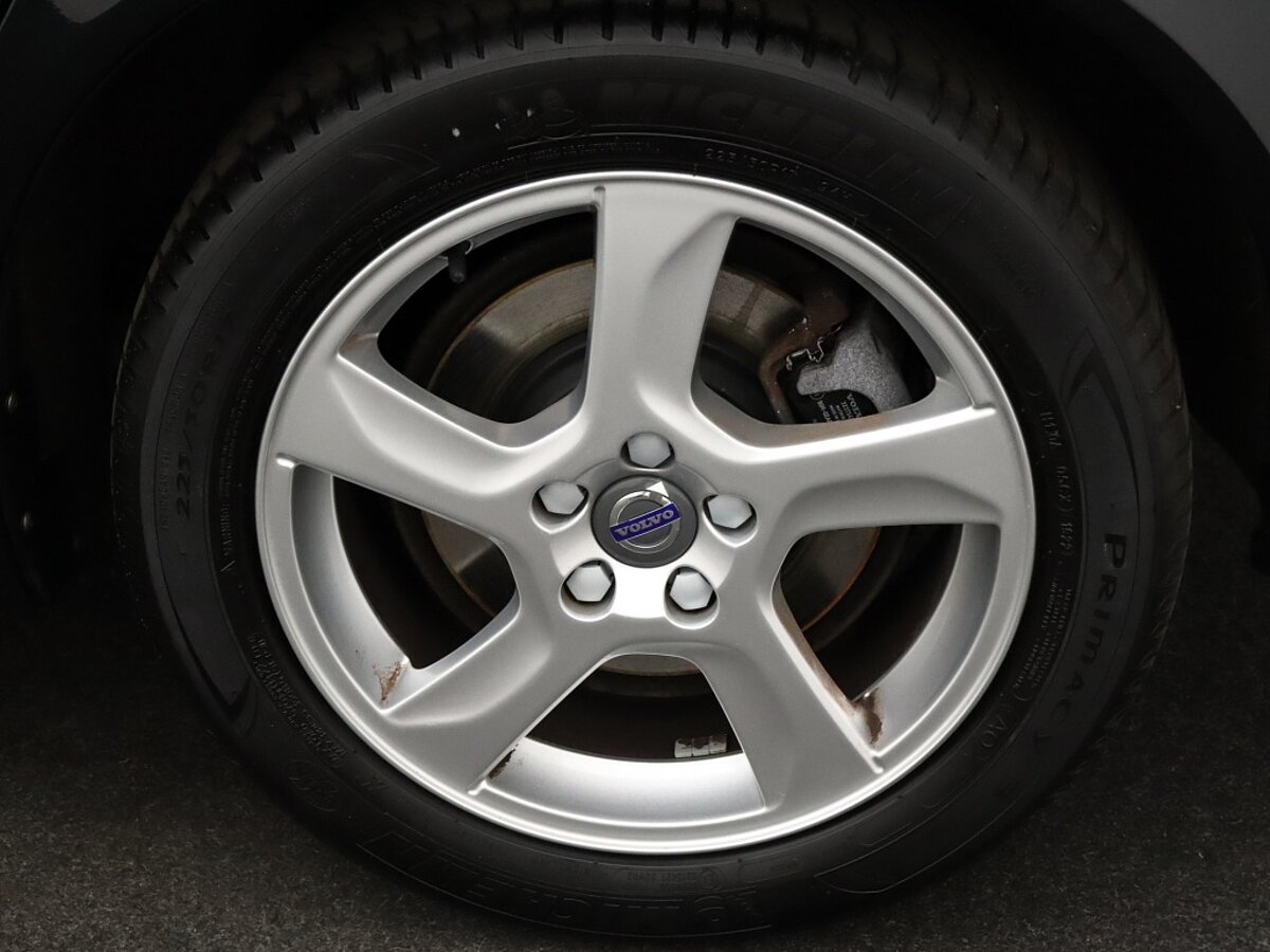 35637341 volvo v70 1 6 t4 limited edition 56