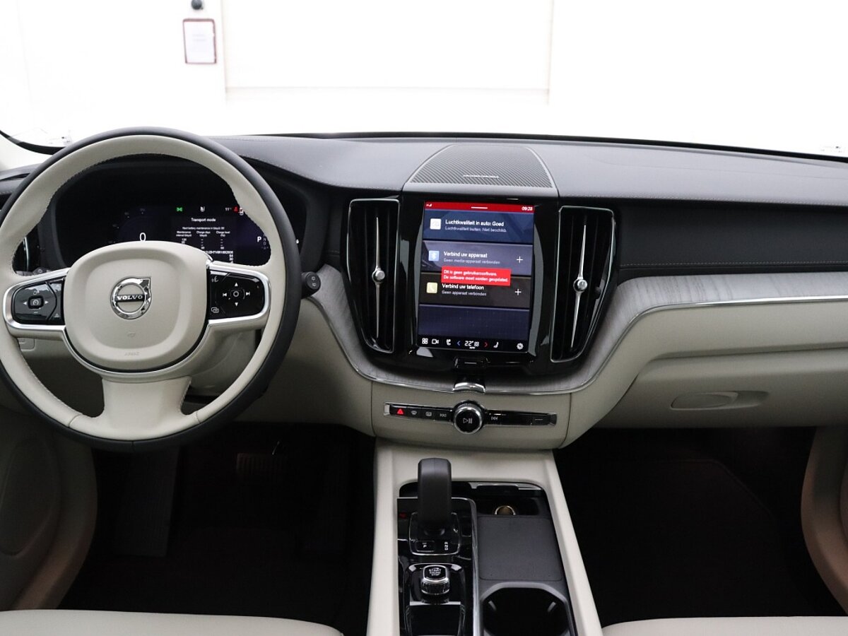 41464877 volvo xc60 2 0 t6 awd ultimate bright 5 26