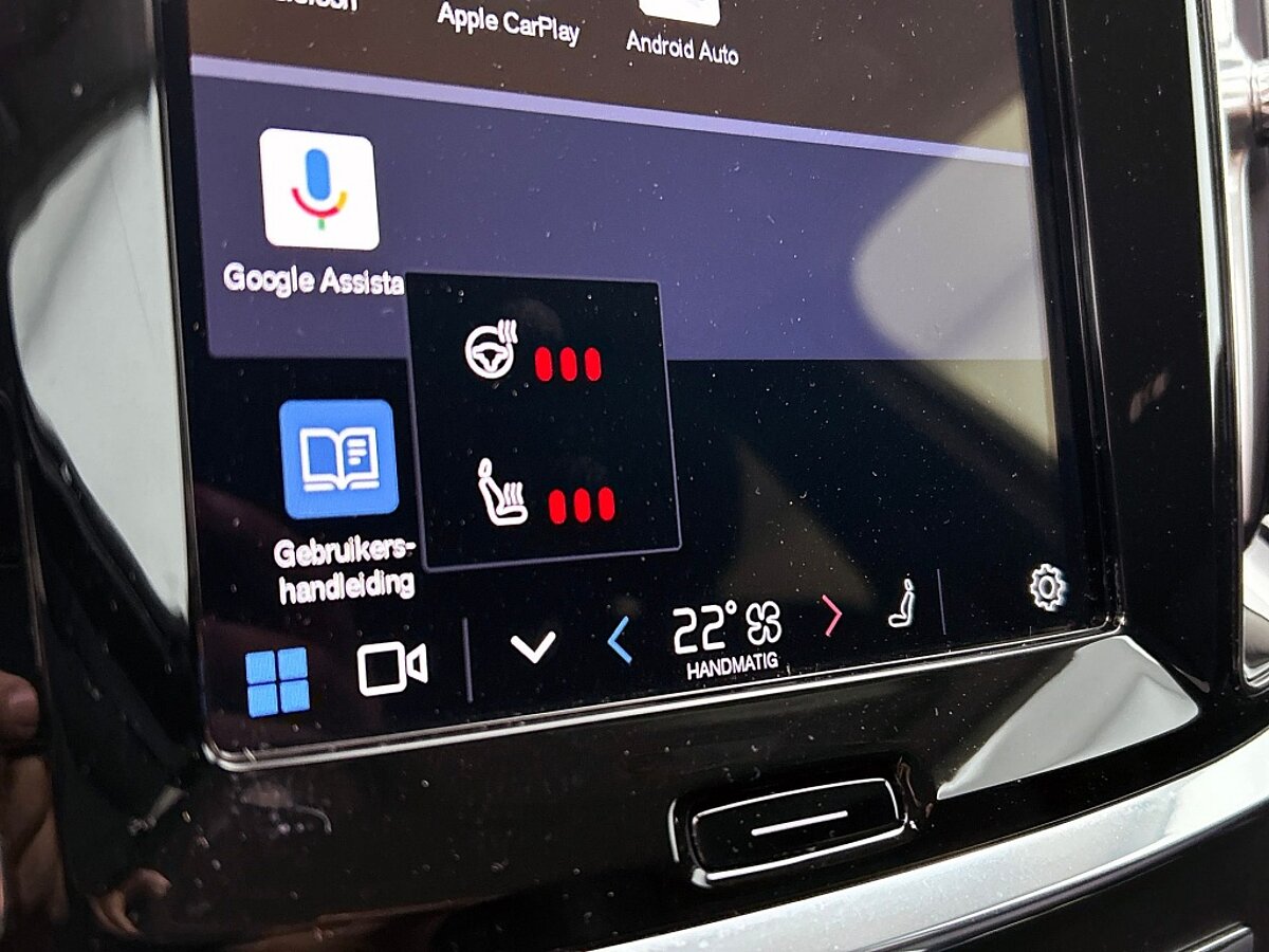 42166349 volvo v60 2 0 t6 essential edition driver assist leder climate 19 620a08