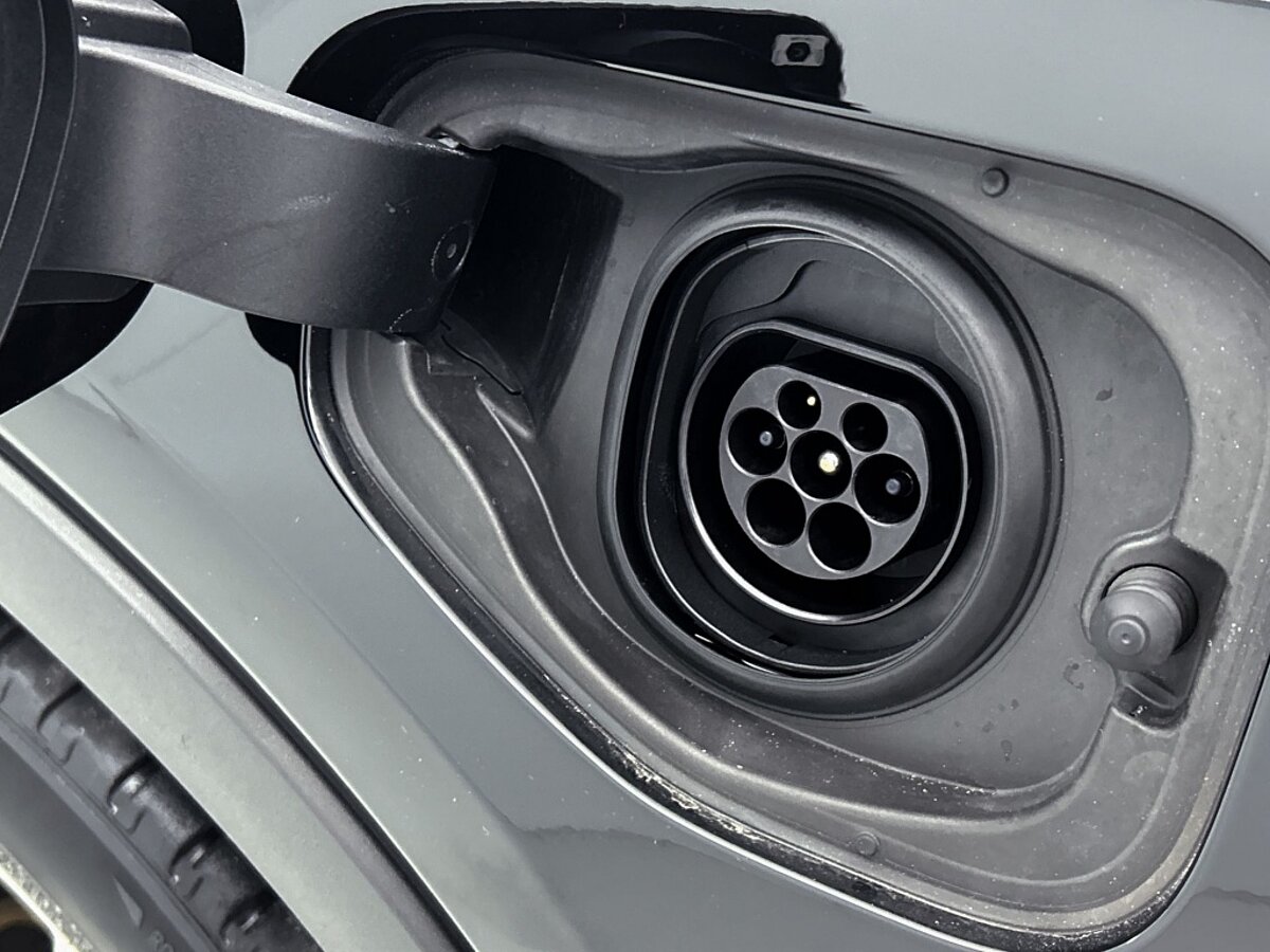45634460 volvo xc40 1 5 t4 recharge inscription 32