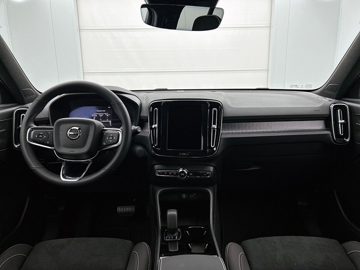 46616743 volvo ex40 ex40 rwd extended range plus black edition panoramadak nubuc 71