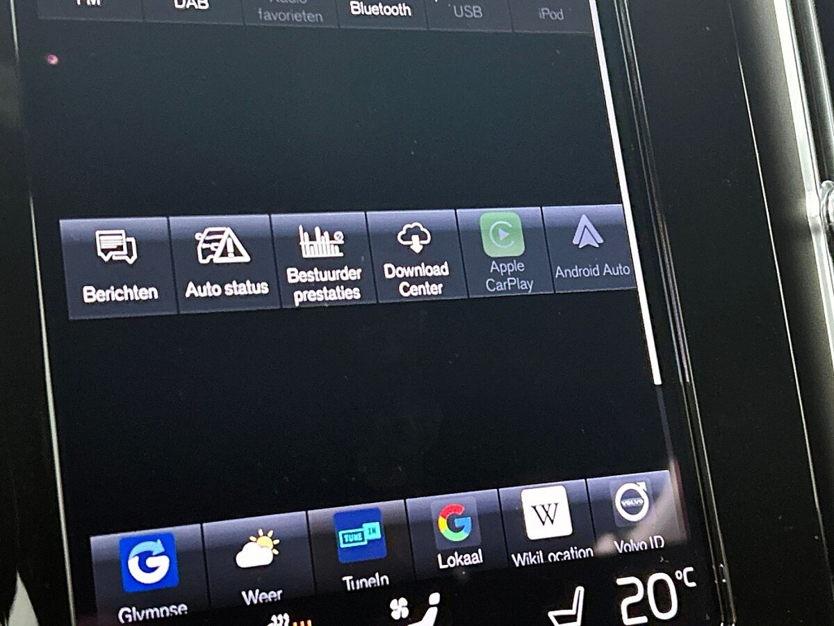 49783961 volvo xc40 1 5 t5 recharge r design 360ao camera bliss 72