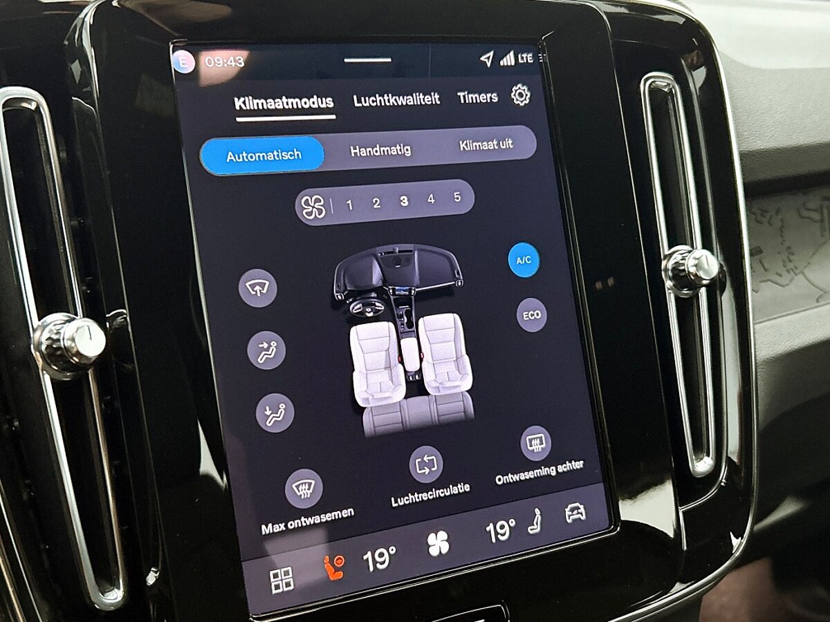 46536155 volvo ex40 extended range plus dark 82kwh 90